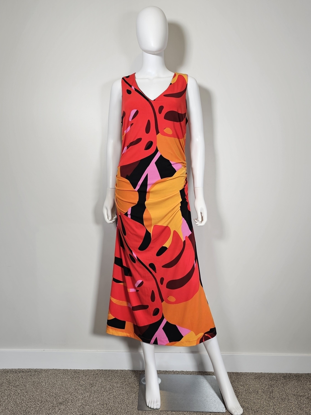 Laura Sleeveless V-Neck Abstract Maxi Dress in Red, Orange & Pink Sz 12